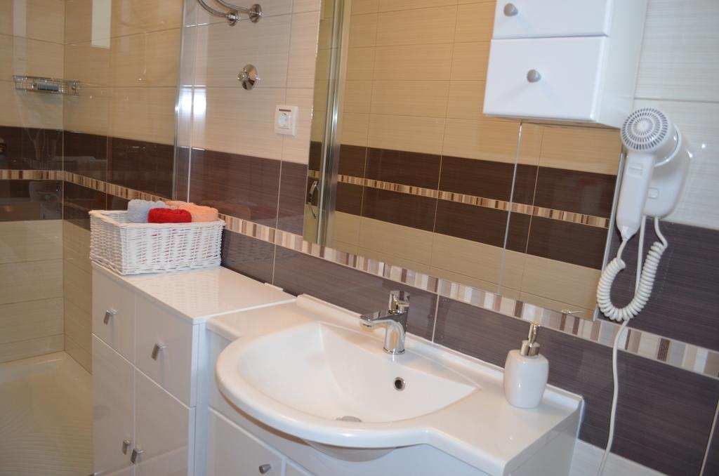 Apartments Mihalic Baška Стая снимка