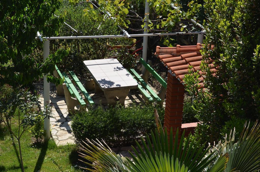Apartments Mihalic Baška Екстериор снимка