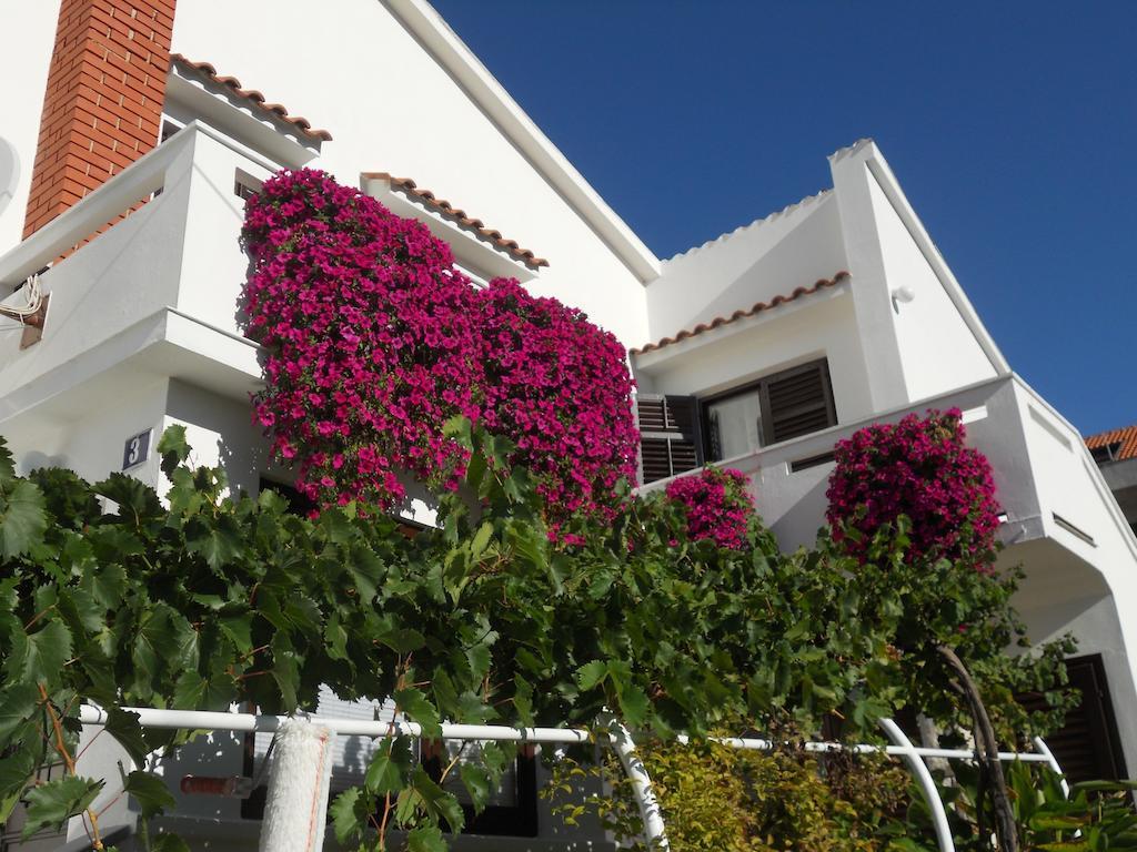 Apartments Mihalic Baška Екстериор снимка