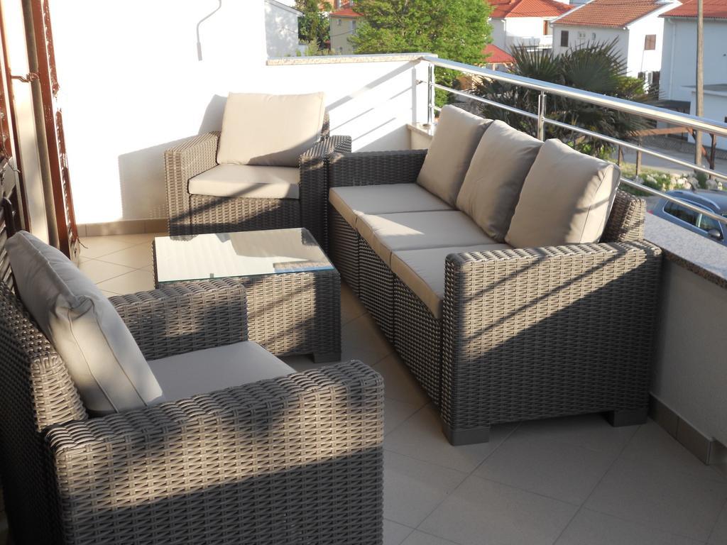 Apartments Mihalic Baška Екстериор снимка